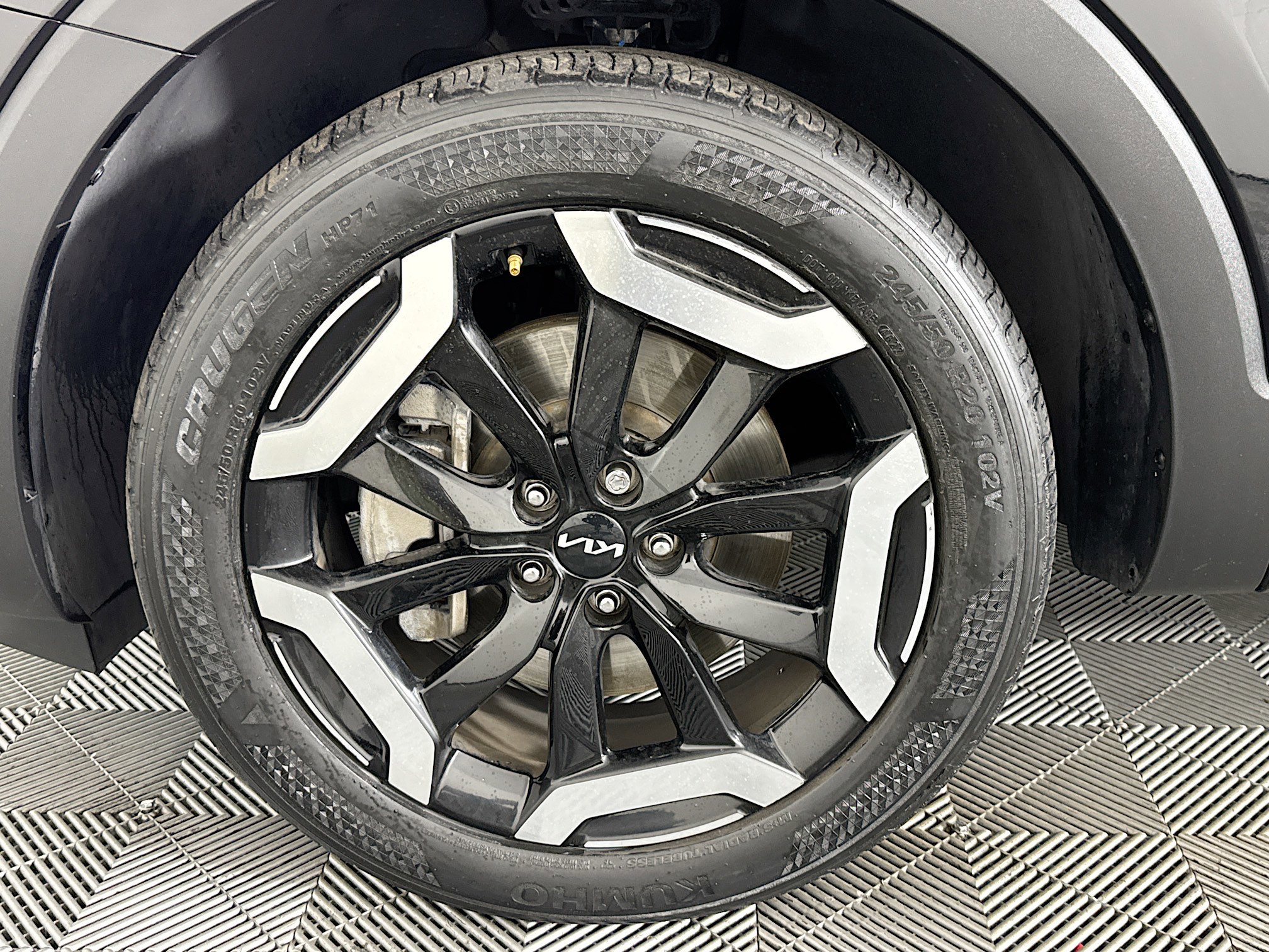 Used 2023 Kia Telluride S image 37