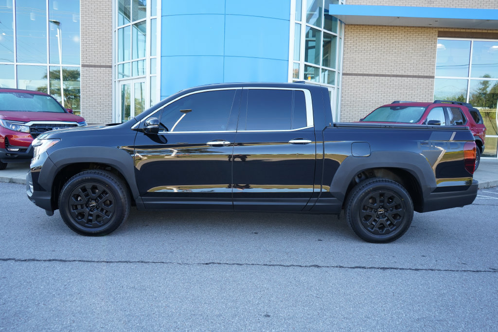 Used 2023 Honda Ridgeline RTL-E image 3