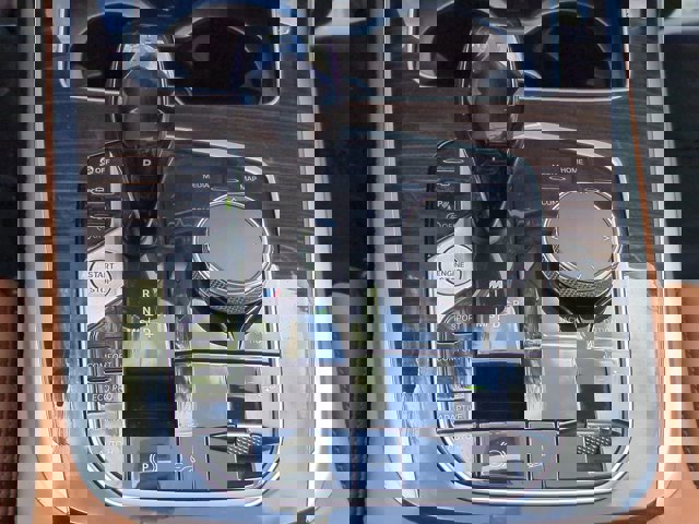 Used 2021 BMW X7 M50i w/ Cold Weather Package image 19