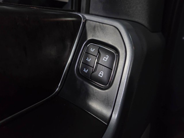 Used 2022 Ford F150 Lightning Lariat image 34