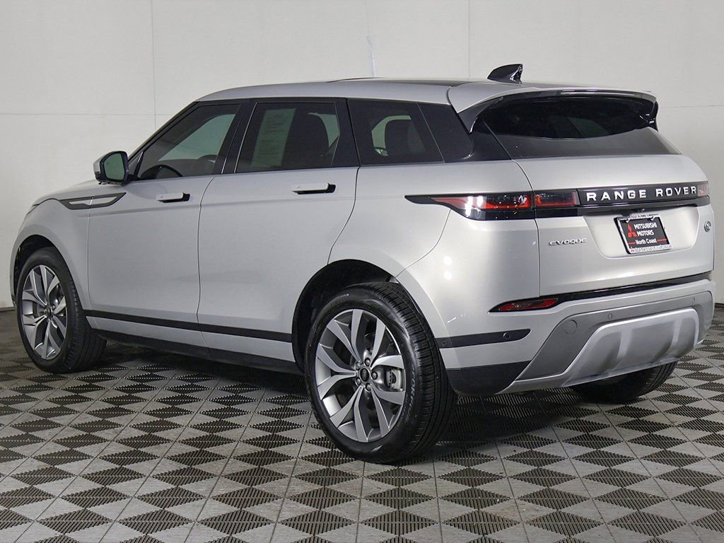 Used 2022 Land Rover Range Rover Evoque SE image 12