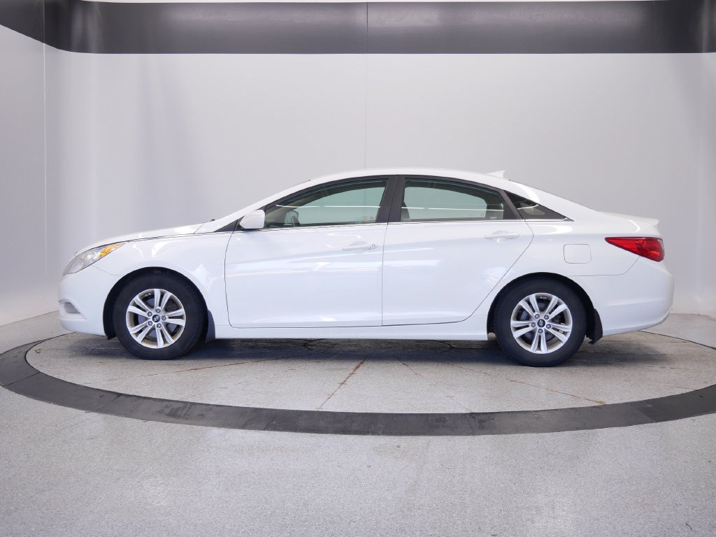 Used 2013 Hyundai Sonata GLS w/ Popular Equipment Pkg FWD image 2