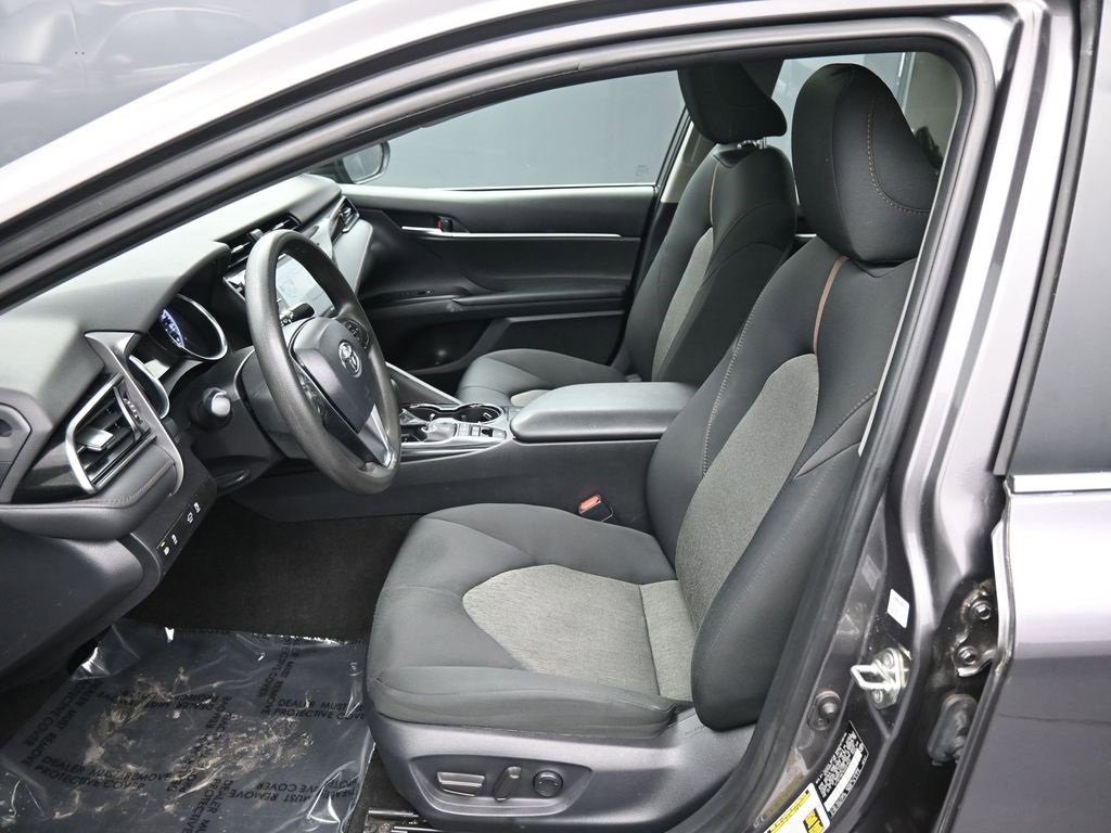 Certified 2019 Toyota Camry LE image 19
