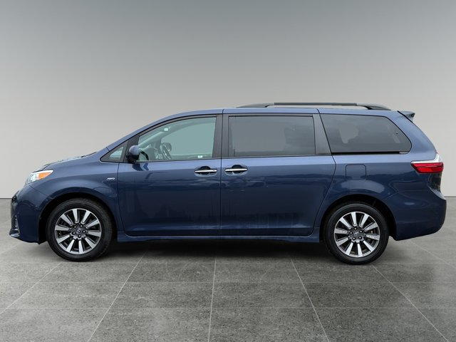 Used 2020 Toyota Sienna XLE Premium AWD/4WD image 7