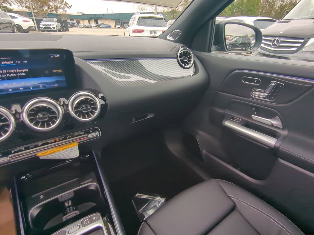 Certified 2025 Mercedes-Benz GLA 35 AMG 4MATIC image 4