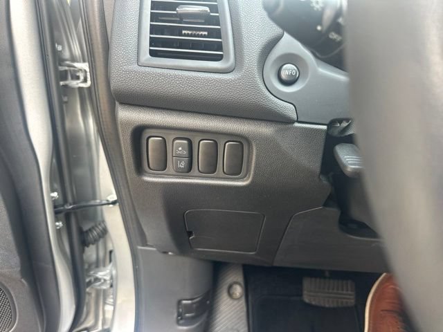 Used 2025 Mitsubishi Outlander Sport ES AWD/4WD image 9