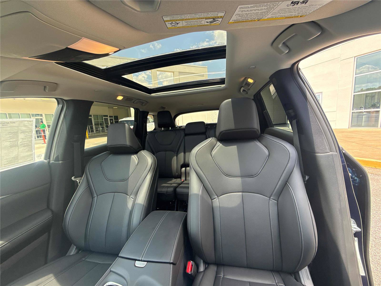New 2027 INFINITI QX60 Luxe w/ Cargo Package FWD image 24