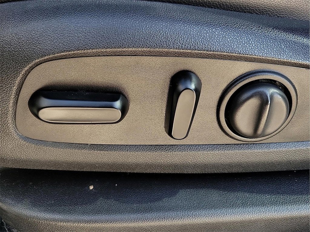 Used 2020 GMC Terrain SLT w/ Preferred Package image 15