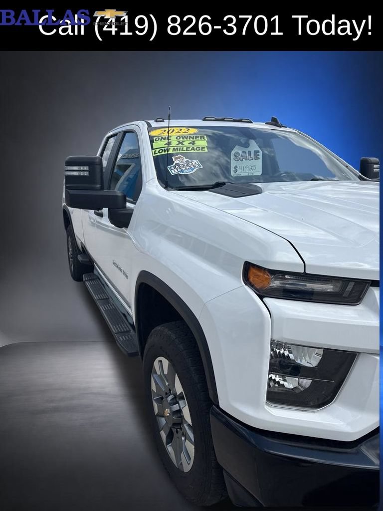 Used 2022 Chevrolet Silverado 2500 Custom w/ Custom Value Package AWD/4WD image 7