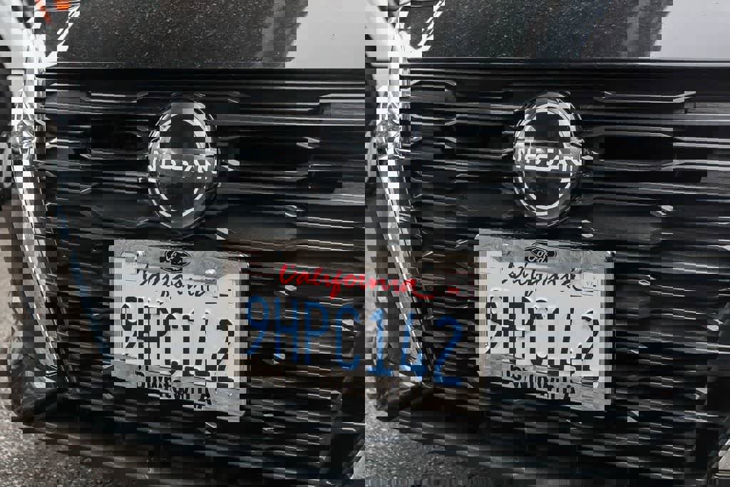 Used 2024 Nissan Altima 2.5 SV image 5