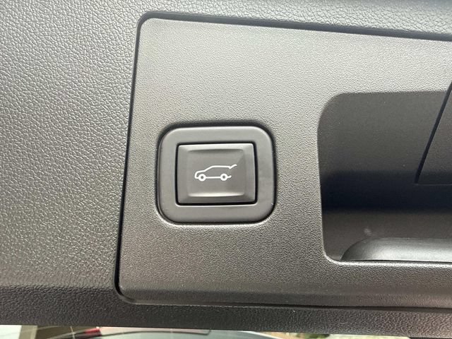 Certified 2024 Cadillac XT4 Premium Luxury AWD/4WD image 57