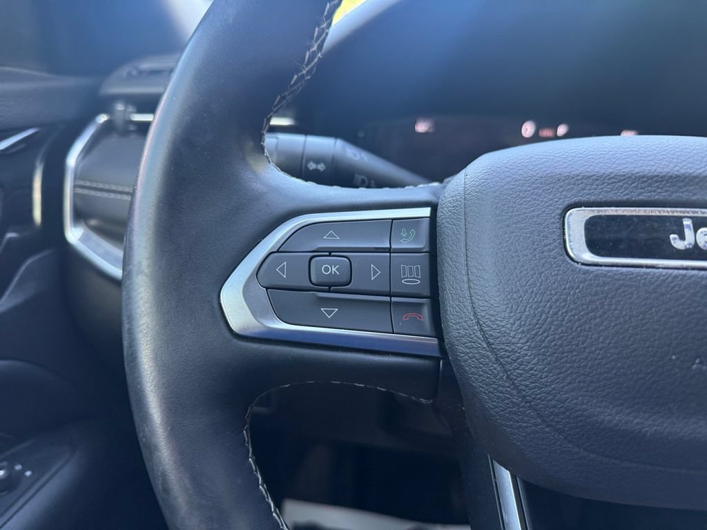 Used 2022 Jeep Compass High Altitude AWD/4WD image 21