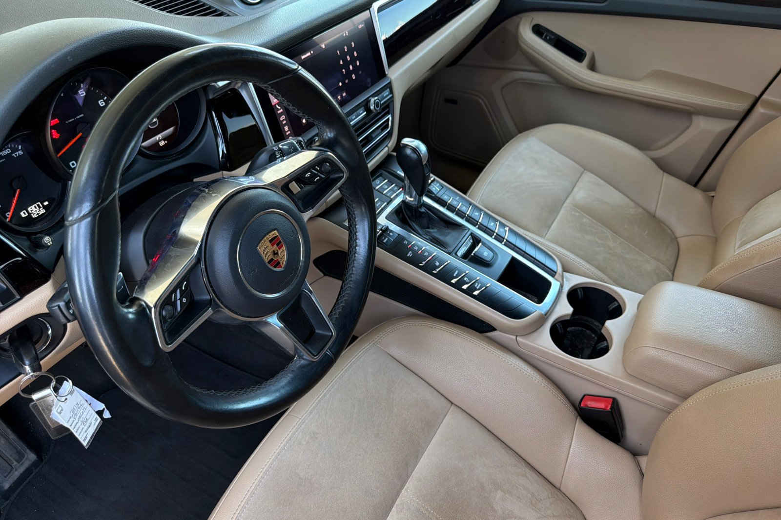 Used 2019 Porsche Macan AWD/4WD image 12