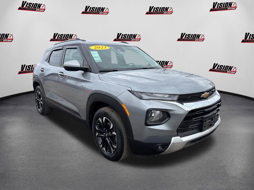Used 2023 Chevrolet TrailBlazer LT FWD video 3