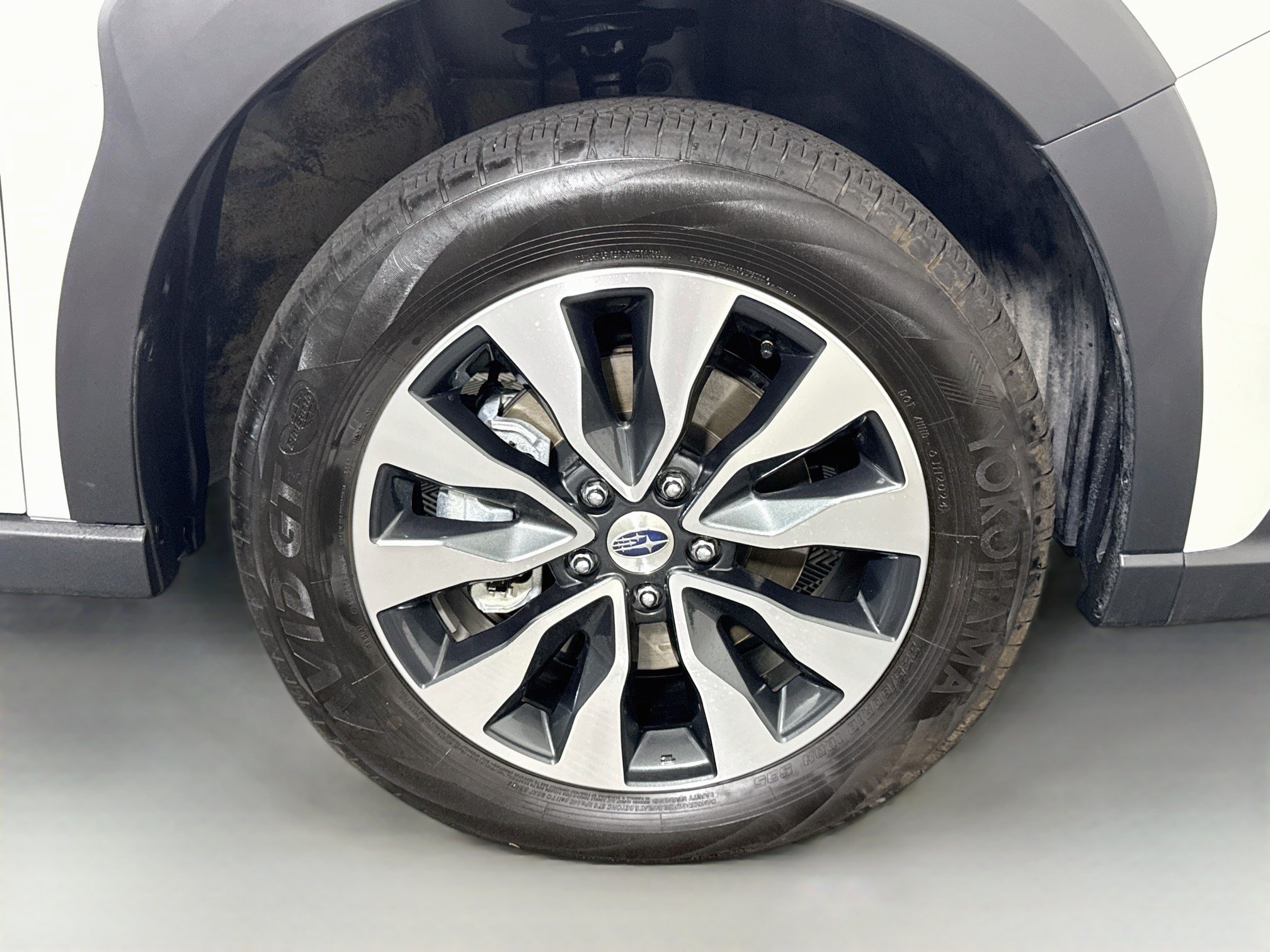 Used 2025 Subaru Outback Limited AWD/4WD image 32