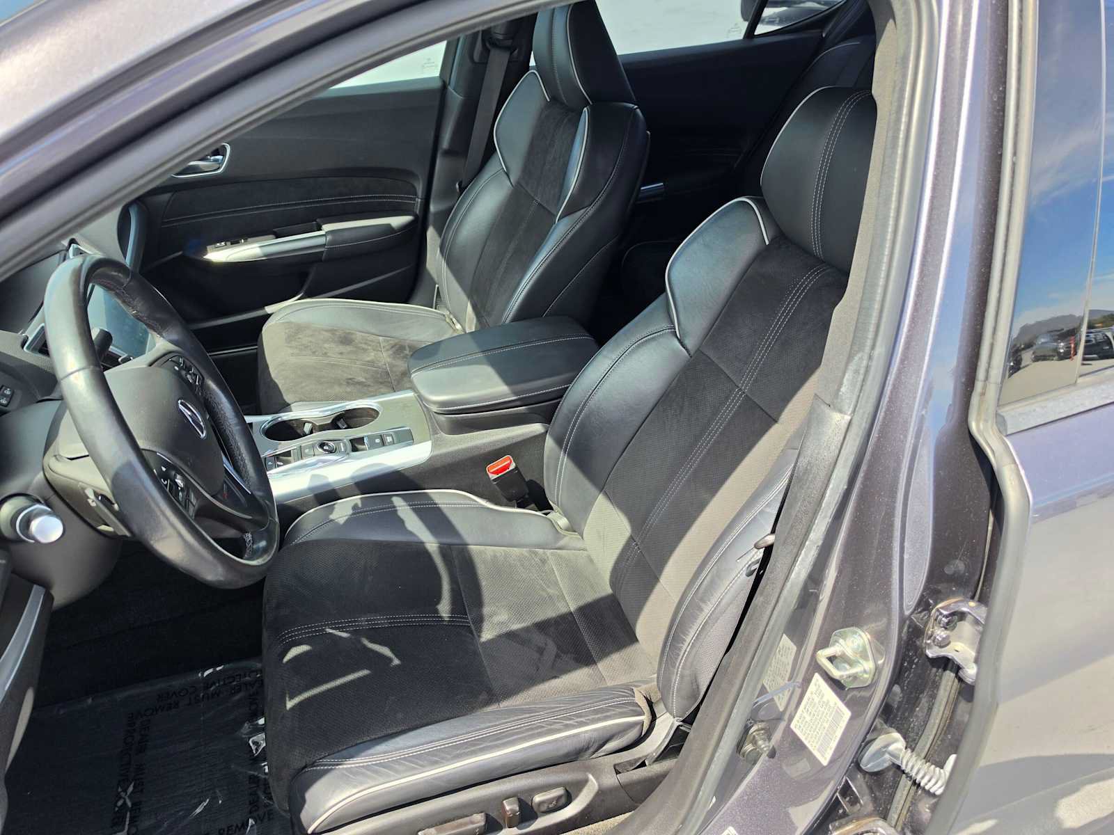 Used 2018 Acura TLX w/ Technology & A-SPEC Package FWD image 21