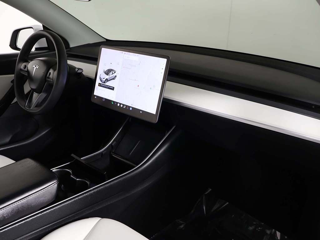 Used 2020 Tesla Model Y Long Range AWD/4WD image 27