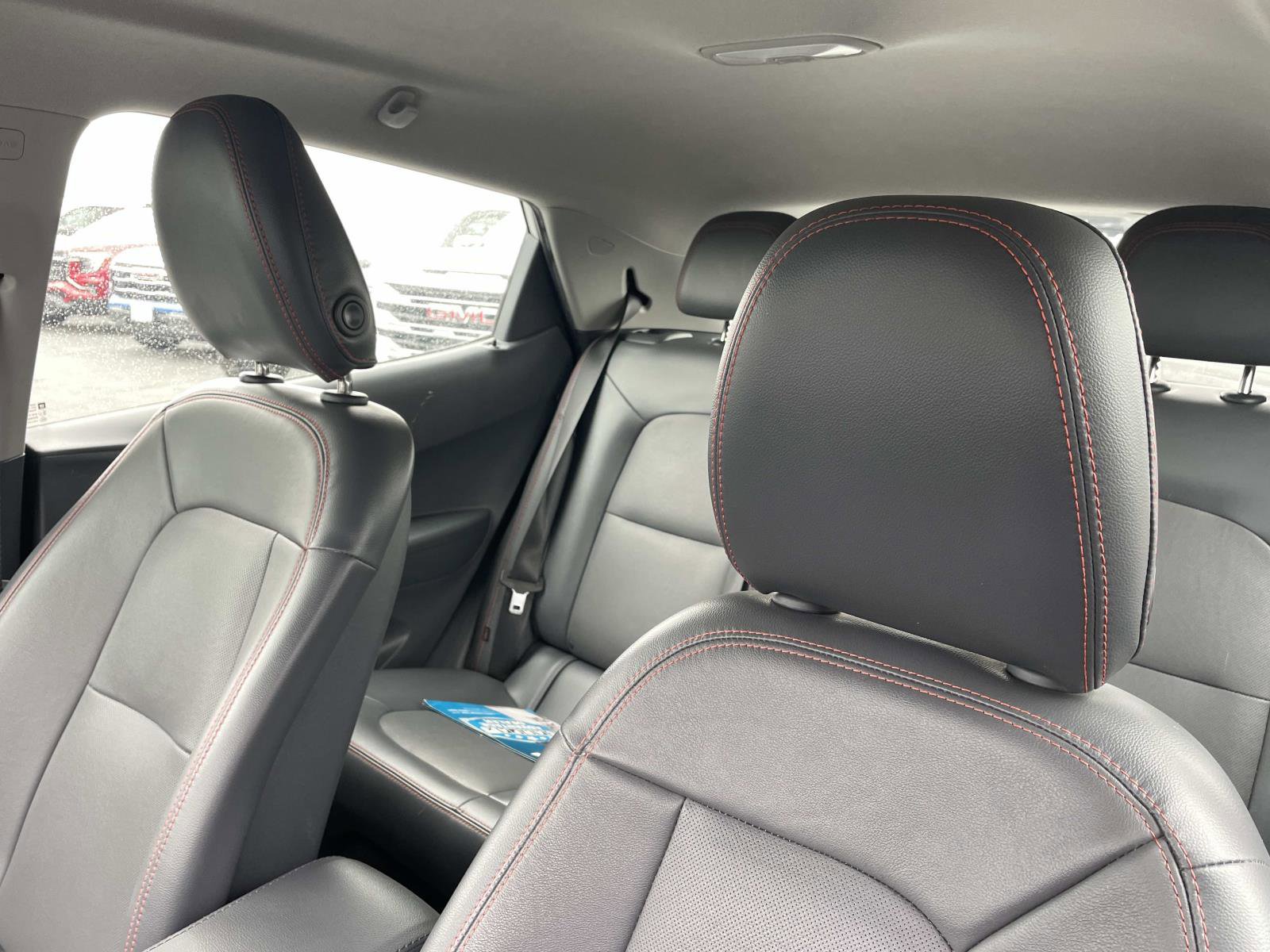 Used 2018 Chevrolet Bolt Premier FWD image 24