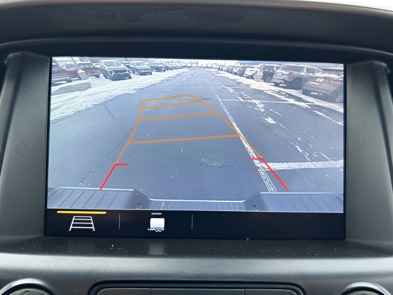 Used 2021 Chevrolet Colorado Z71 w/ Safety Package image 12