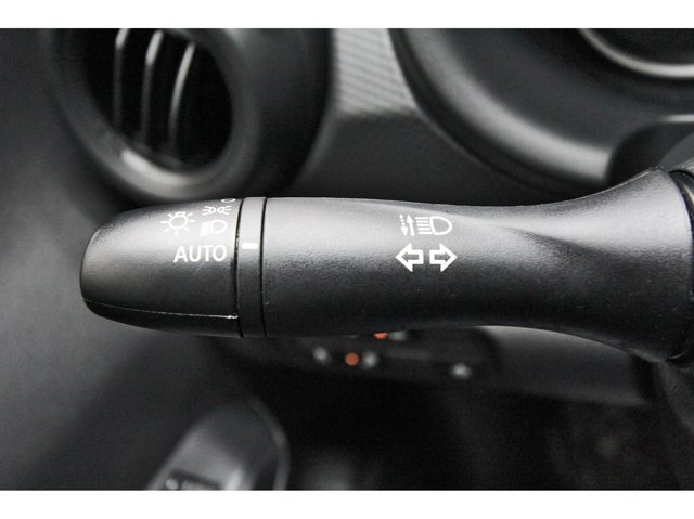 Certified 2025 Nissan Kicks Play S FWD image 16