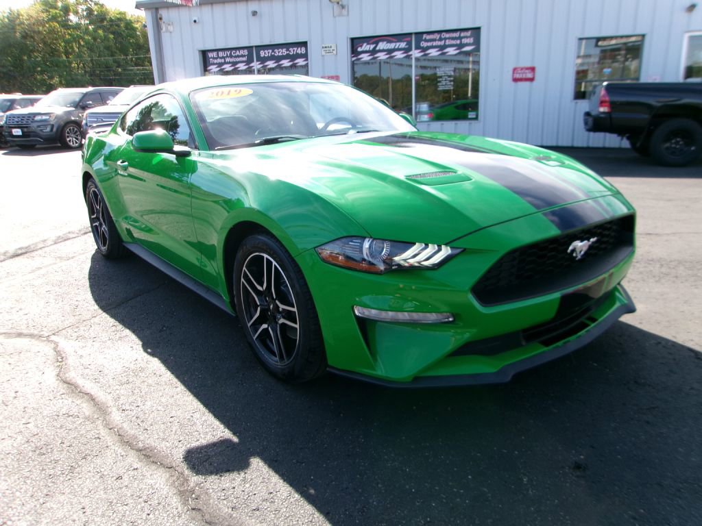 Used 2019 Ford Mustang Coupe image 1
