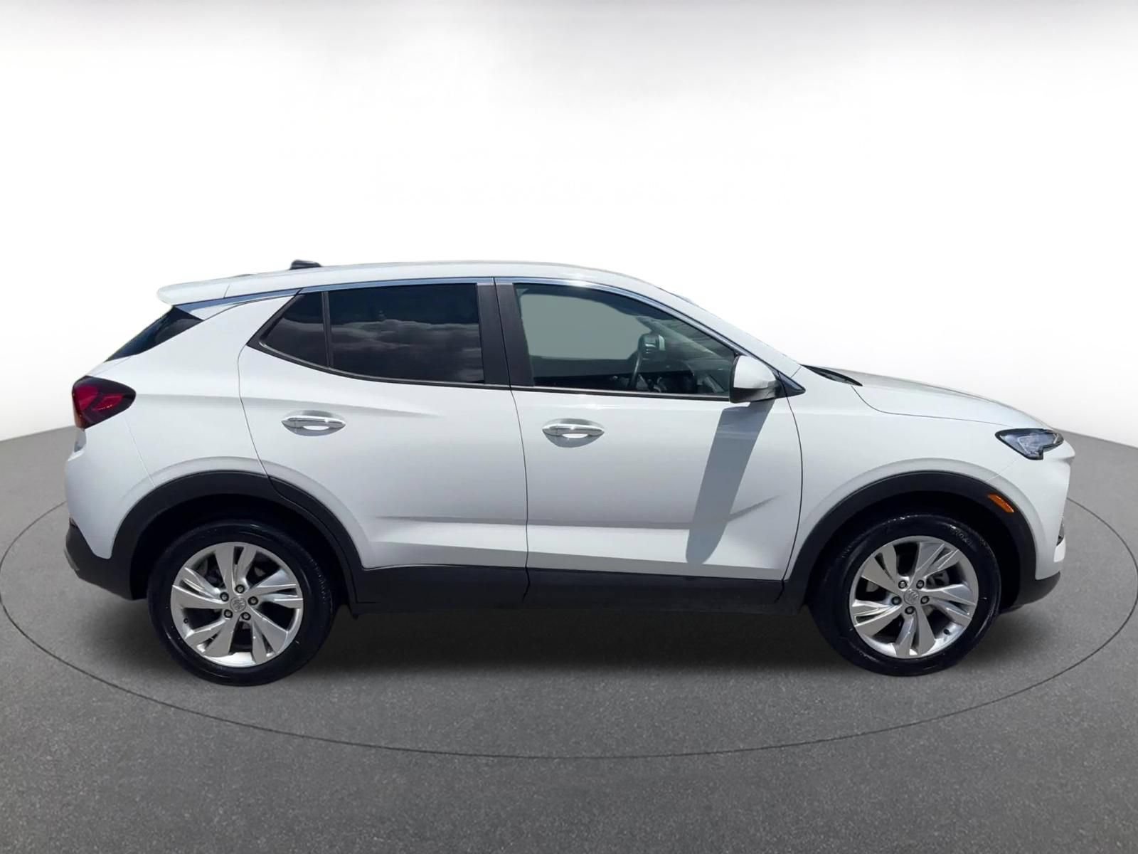 Used 2025 Buick Encore GX Preferred FWD image 16
