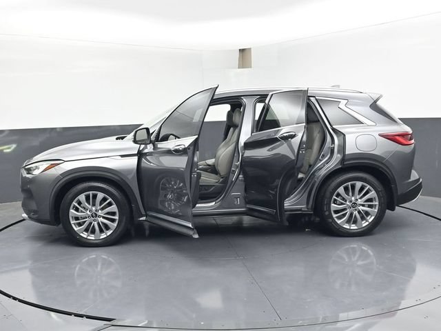 Used 2023 INFINITI QX50 Luxe w/ Accent Package FWD image 51