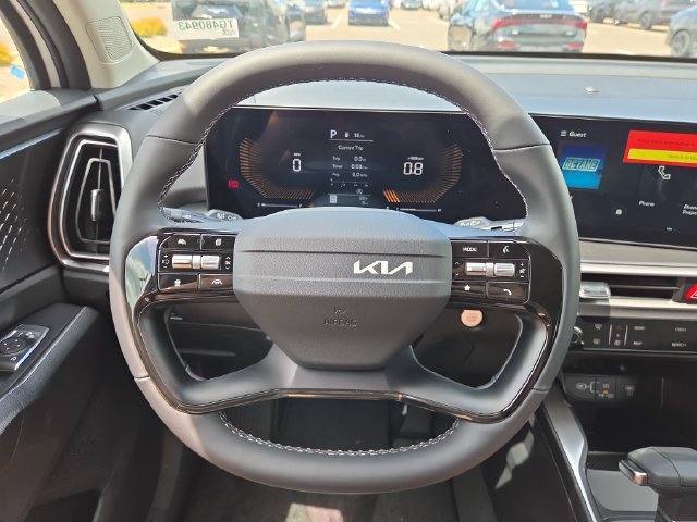 New 2026 Kia Sorento LX FWD image 10