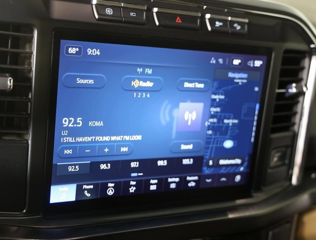 Used 2023 Ford F250 Lariat w/ Chrome Package image 23