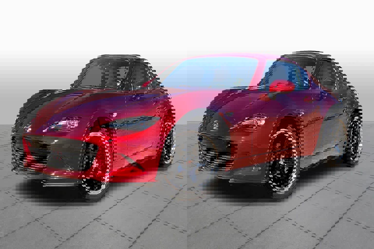 Used 2019 MAZDA MX-5 Miata RF Grand Touring image 2