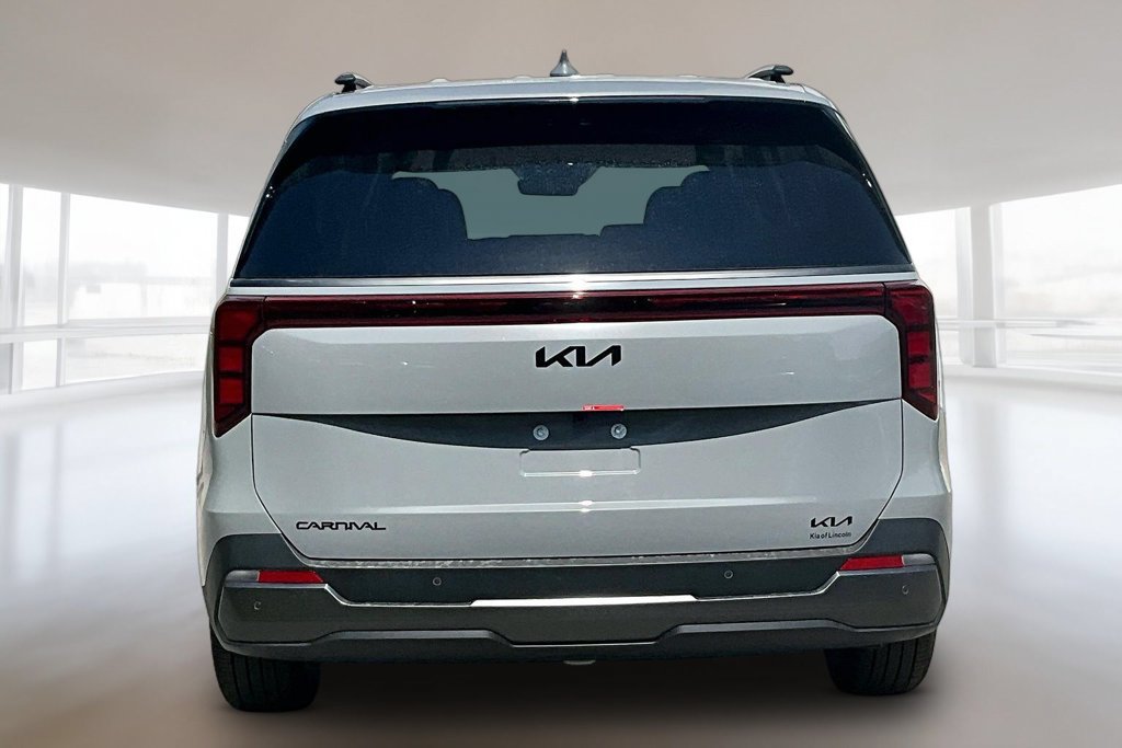 New 2027 Kia Carnival SX FWD image 4