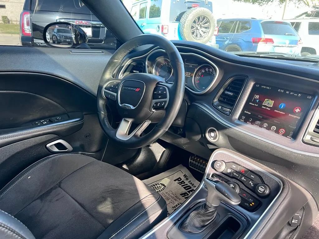 Used 2016 Dodge Challenger R/T Scat Pack RWD image 22