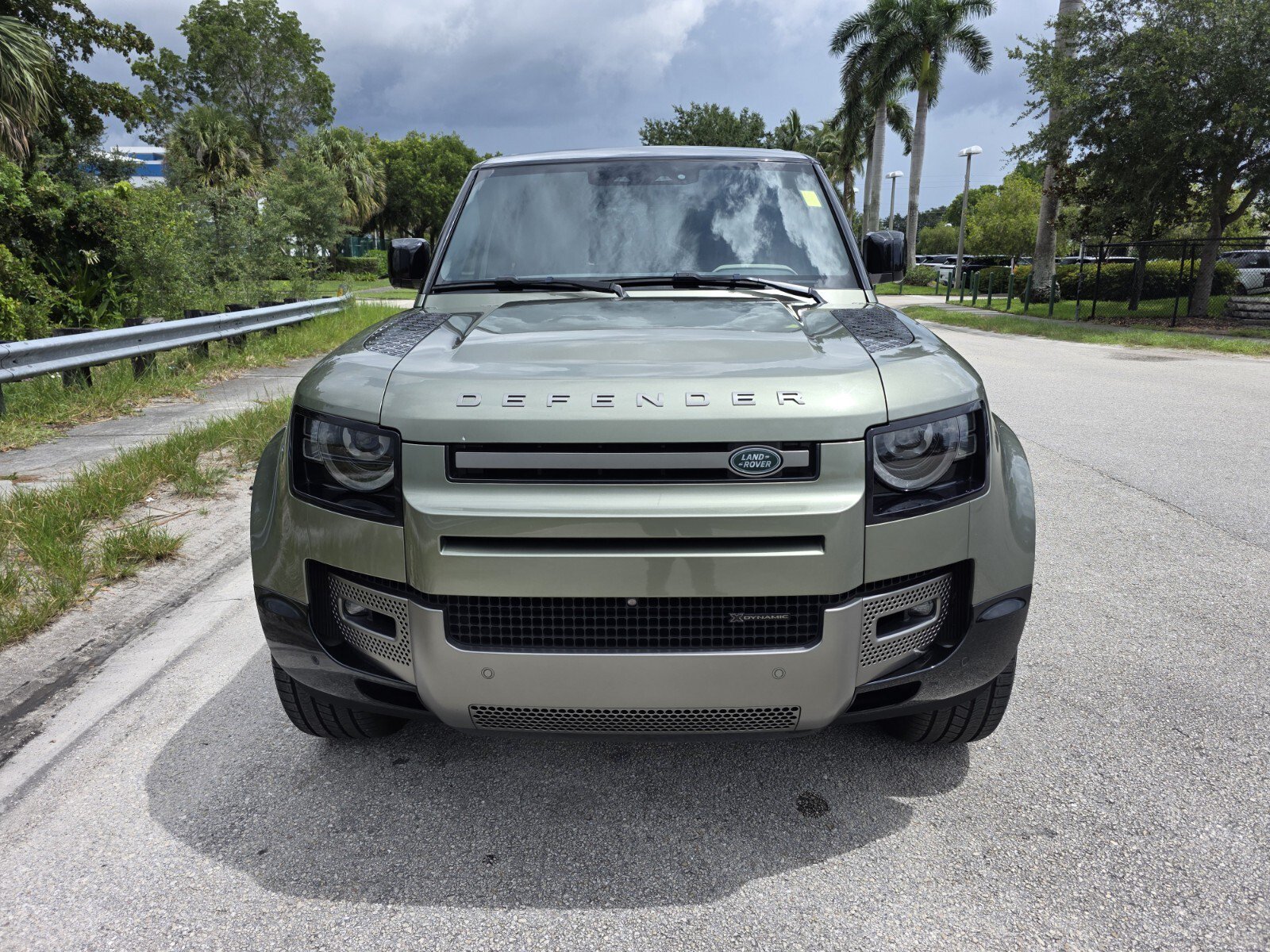 Certified 2023 Land Rover Defender 110 X-Dynamic SE AWD/4WD image 8