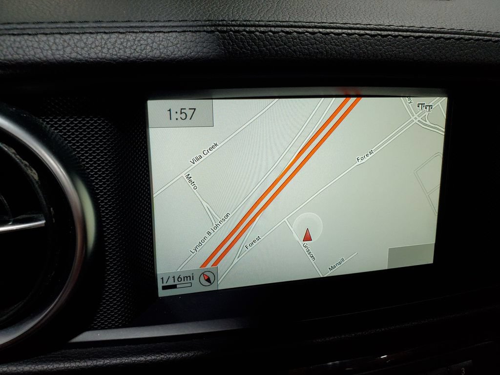 Used 2015 Mercedes-Benz SL 400 image 23