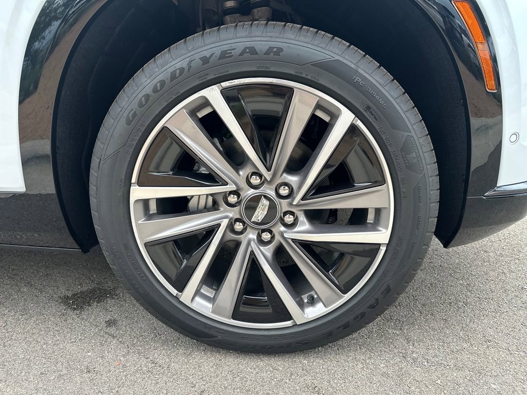 New 2026 Cadillac Vistiq Premium Luxury AWD/4WD image 14