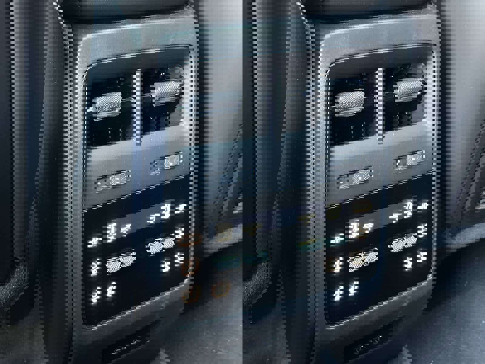 New 2025 Porsche Macan 4 Electric image 14