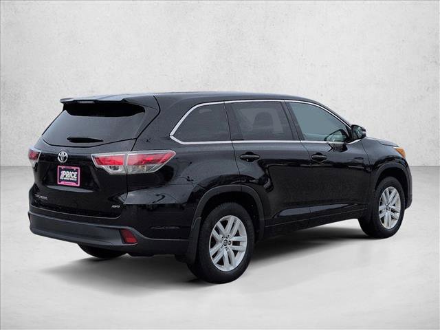 Used 2016 Toyota Highlander LE image 5