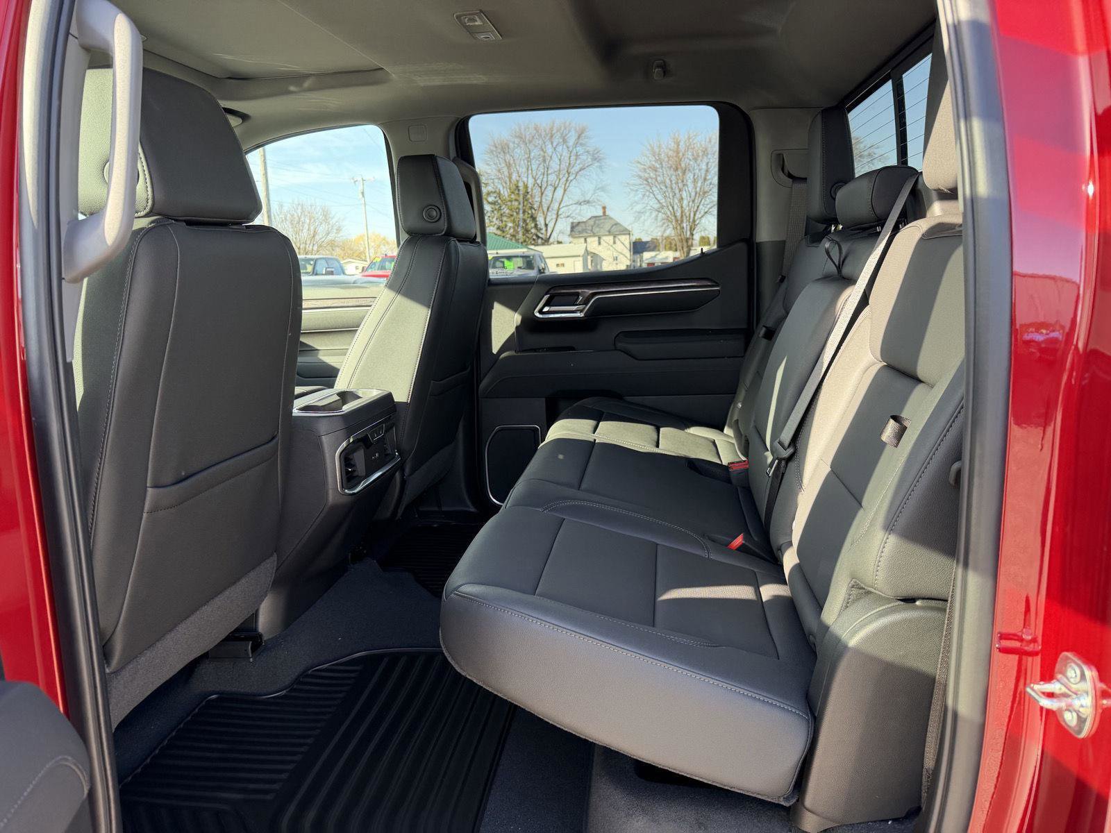 New 2026 Chevrolet Silverado 1500 LTZ w/ Technology Package AWD/4WD image 25