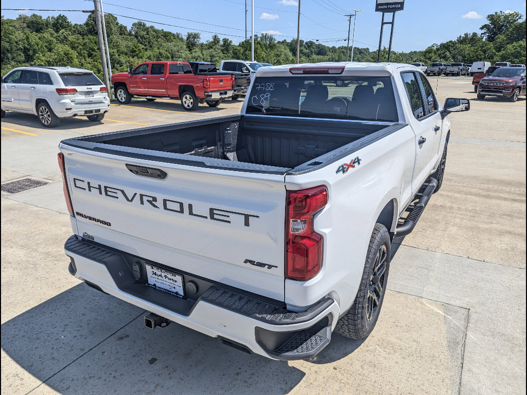 New 2026 Chevrolet Silverado 1500 RST w/ Redline Edition AWD/4WD image 7
