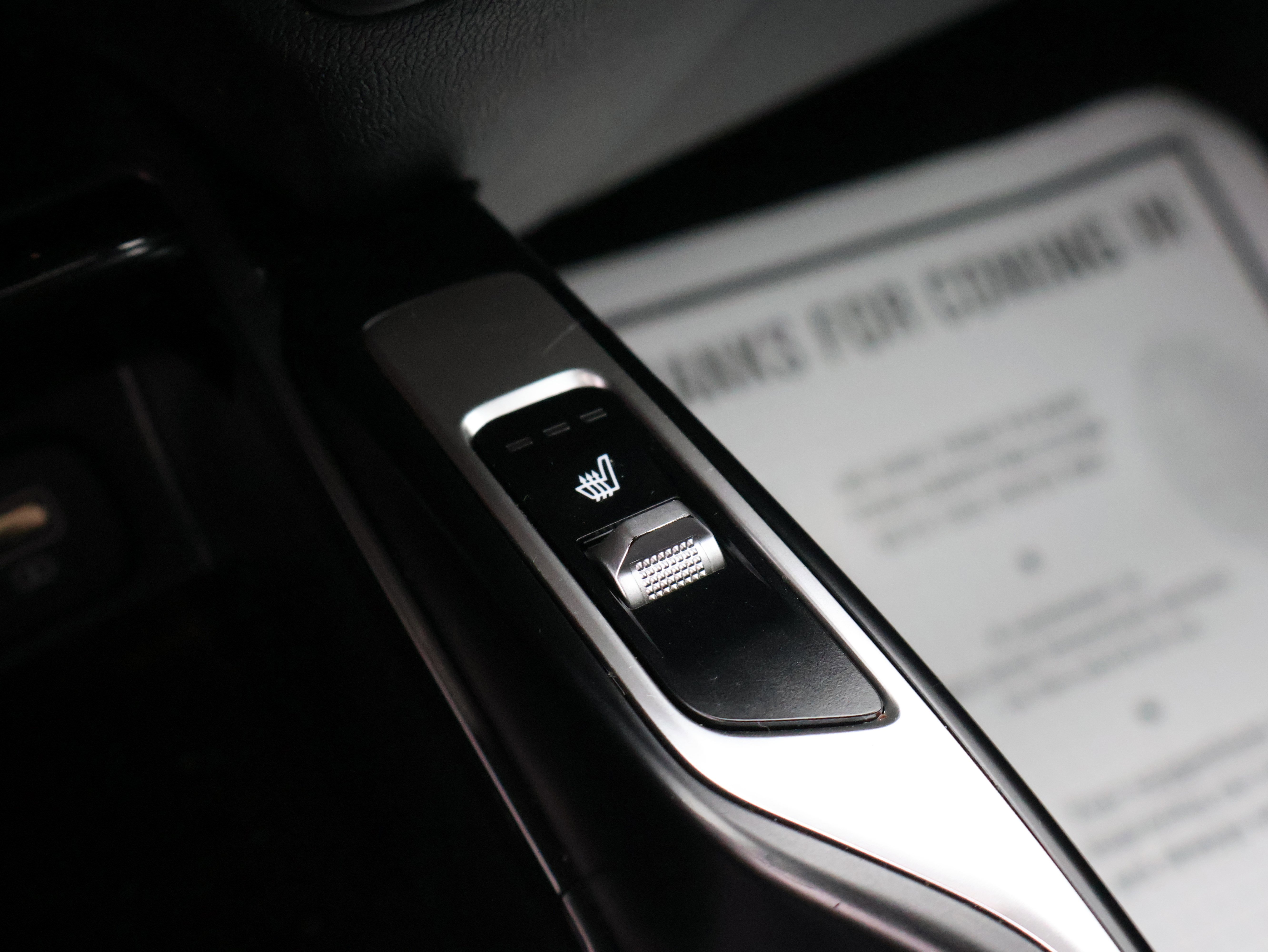 Used 2023 Kia Sorento X-Line EX image 32