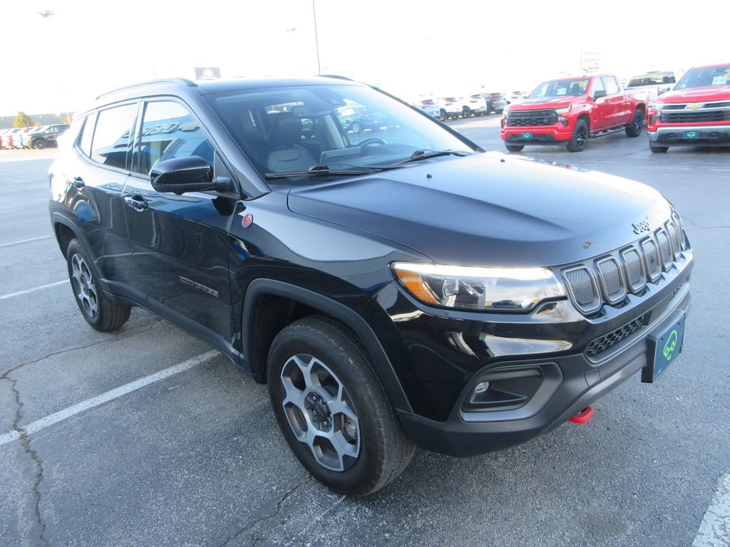 Used 2022 Jeep Compass Trailhawk w/ Trailhawk Elite Group image 7