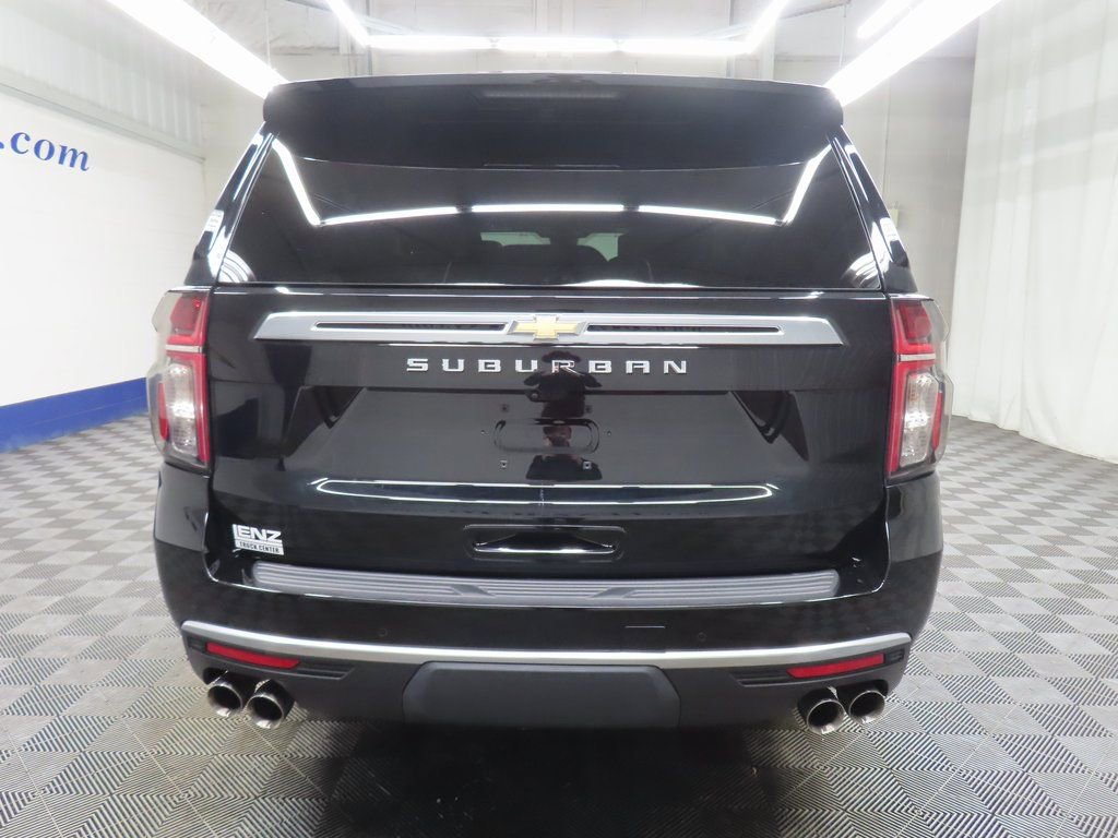 Used 2024 Chevrolet Suburban High Country AWD/4WD image 35