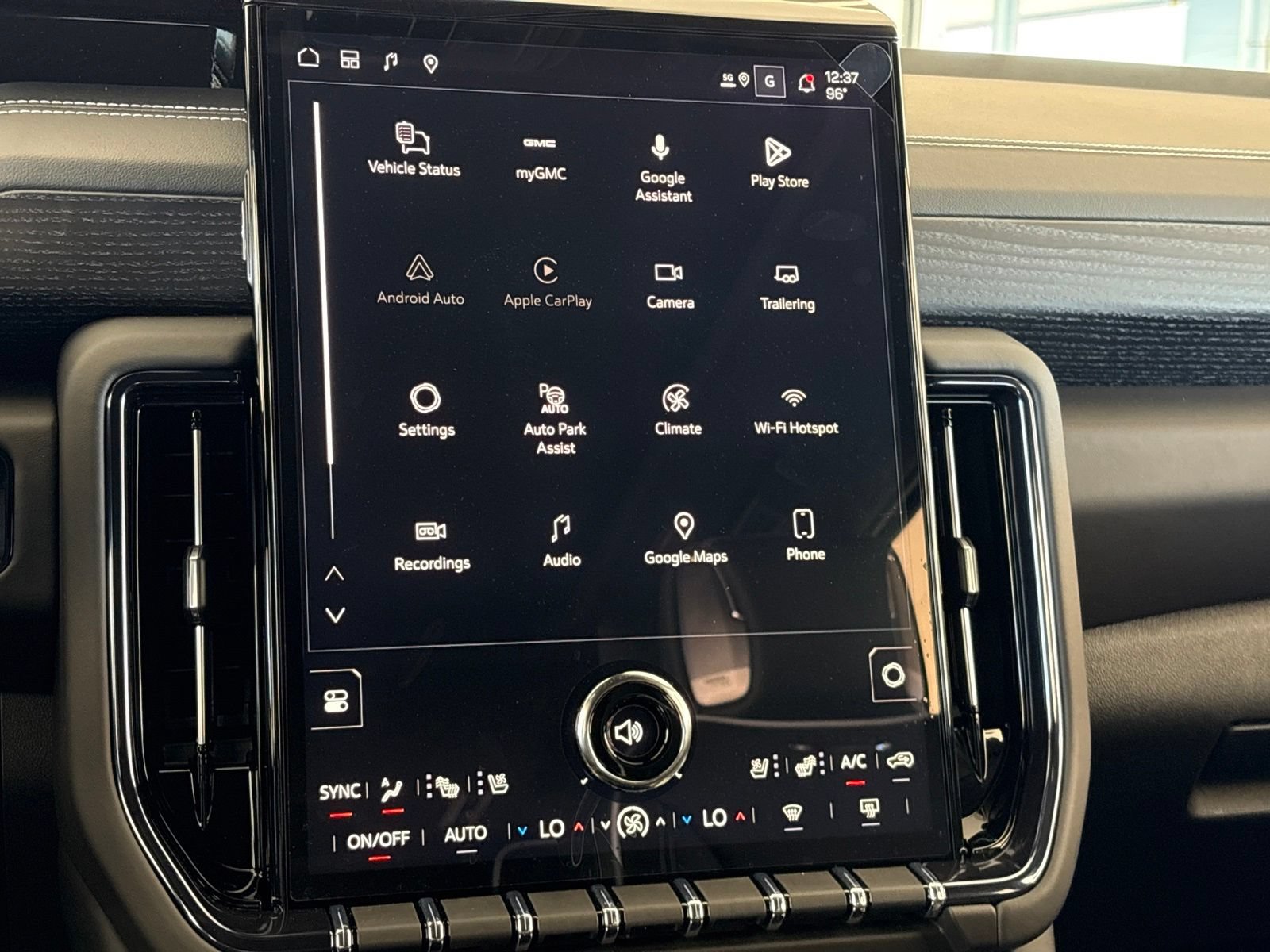 New 2026 GMC Yukon XL AT4 Ultimate AWD/4WD image 32
