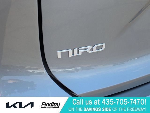 Certified 2025 Kia Niro EX Touring FWD image 11
