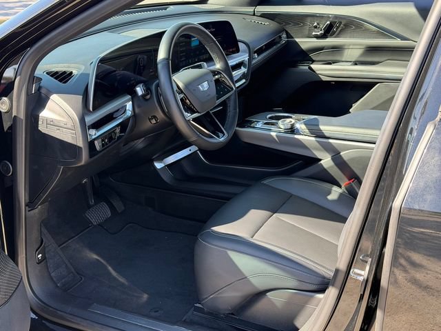 Used 2024 Cadillac Lyriq Sport RWD image 11
