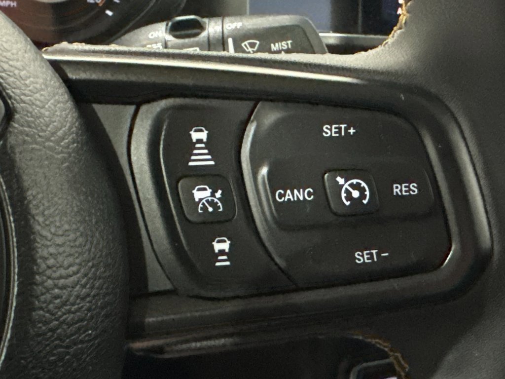 Used 2024 Jeep Wrangler Sport S image 6