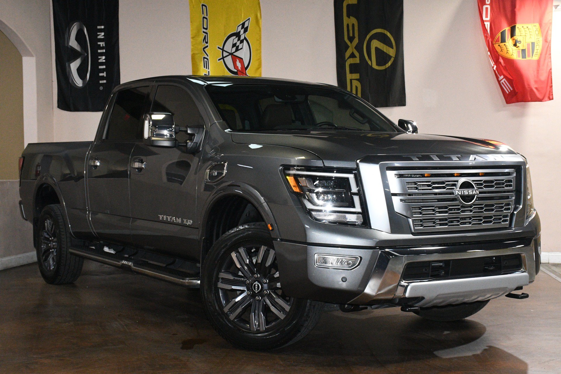 Used 2023 Nissan Titan Platinum Reserve w/ Moonroof Package AWD/4WD image 3