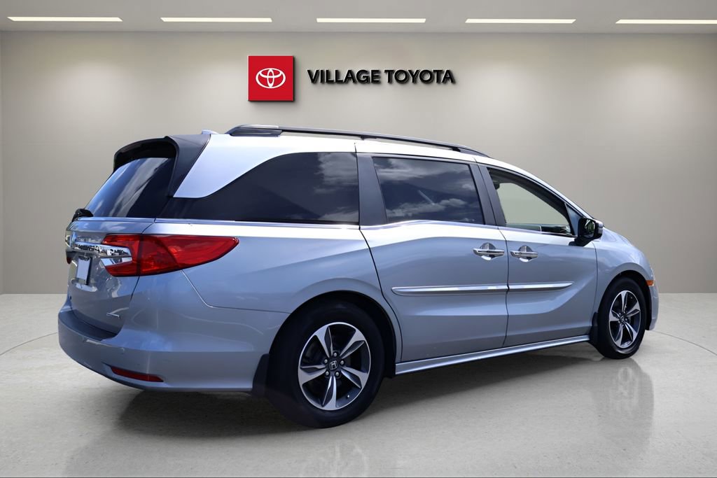 Used 2018 Honda Odyssey Touring image 5
