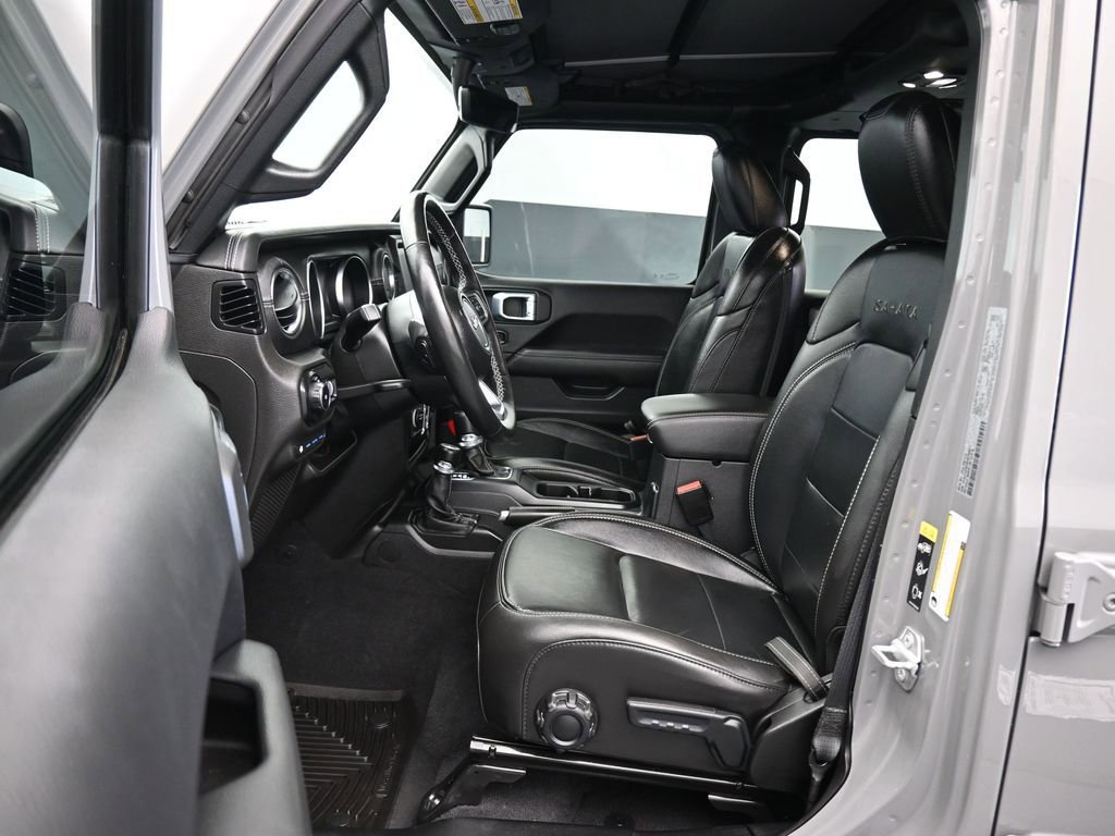 Used 2021 Jeep Wrangler Unlimited Sahara w/ Cold Weather Group image 11