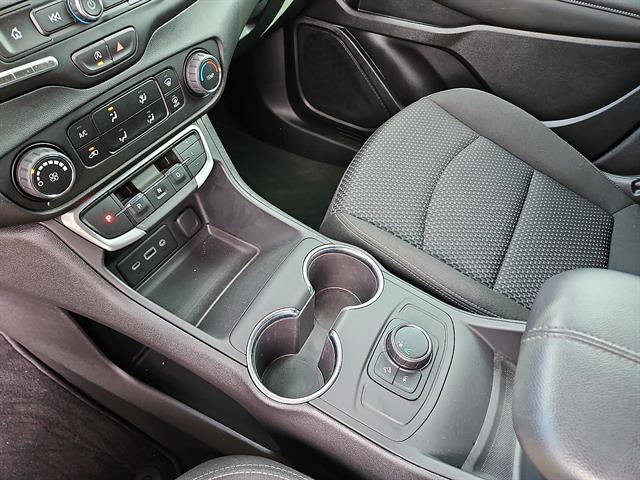 Used 2024 GMC Terrain SLE image 20